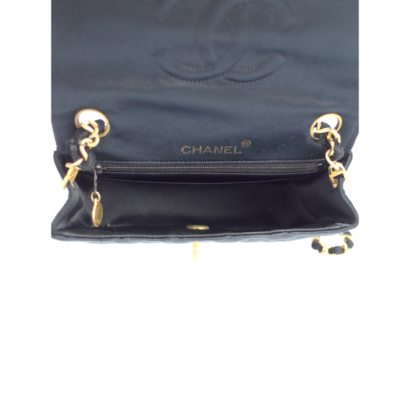 Chanel Mini Matelasse Chain Shoulder Bag - Picture 3 of 9
